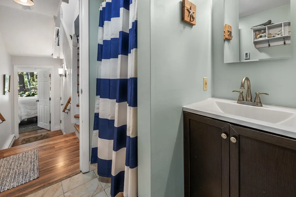 1191 Baker Turn Hartford VT 05059