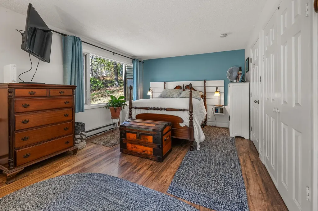 1191 Baker Turn Hartford VT 05059