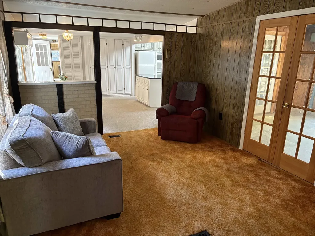 101 Vessel Rock Road Gilsum NH 03448