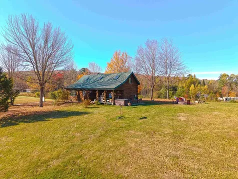 10 Duval Road Dalton NH 03598