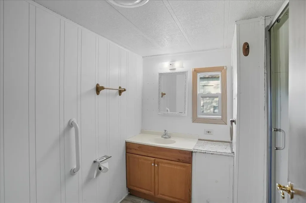 278 Penny Lane Shelburne VT 05482