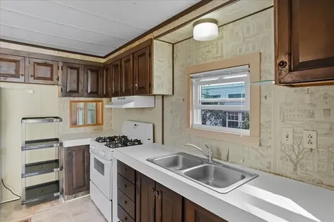 278 Penny Lane Shelburne VT 05482