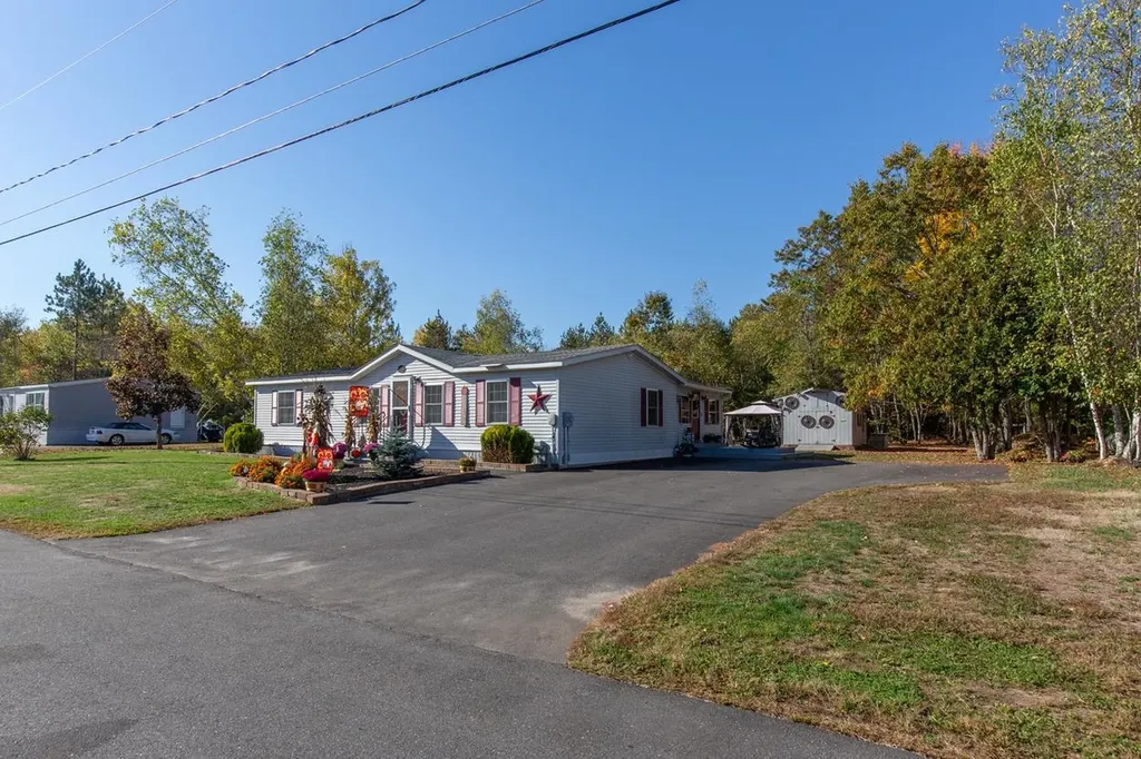 155 Pamela Drive Hopkinton NH 03229
