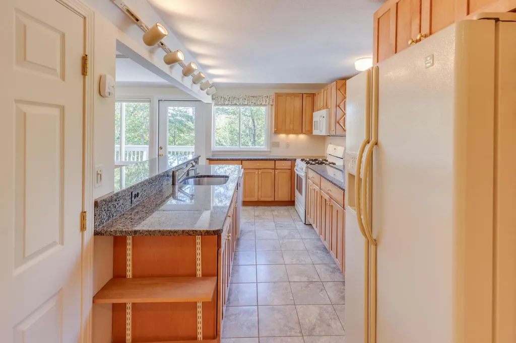 73 Beechnut Drive Lincoln NH 03251