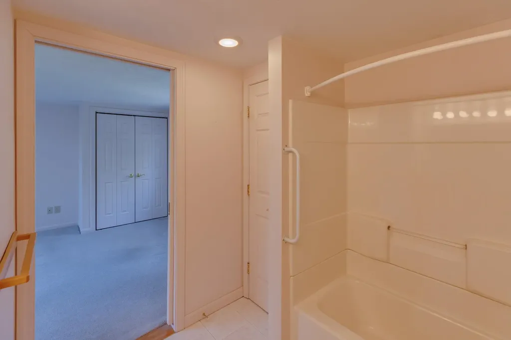 73 Beechnut Drive Lincoln NH 03251