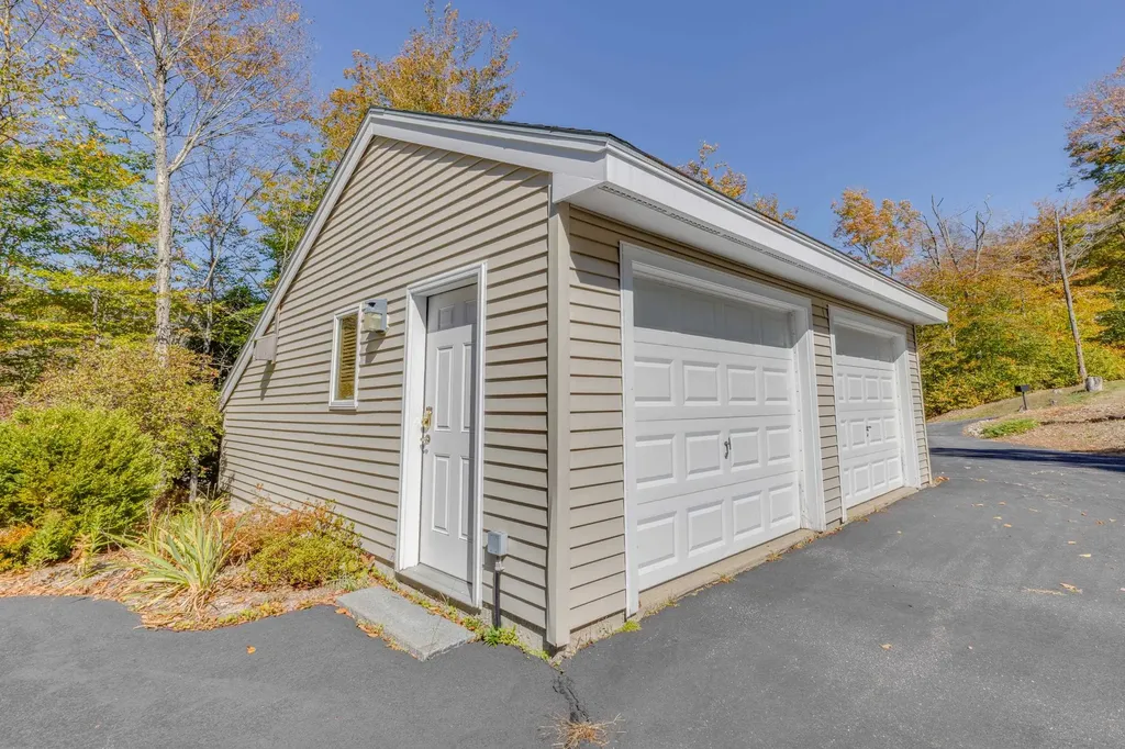 73 Beechnut Drive Lincoln NH 03251