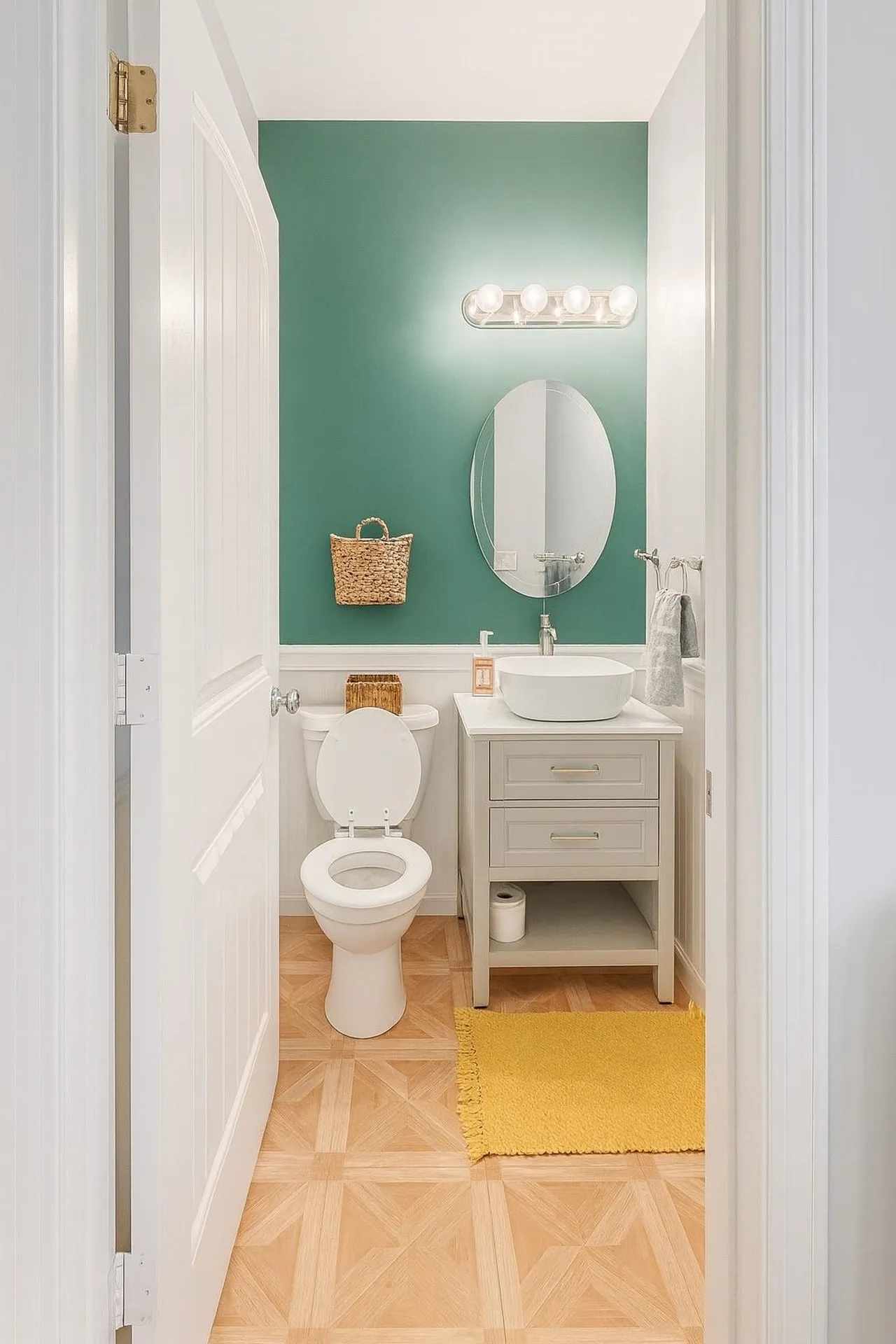 52 Trinity Circle Rochester NH 03839