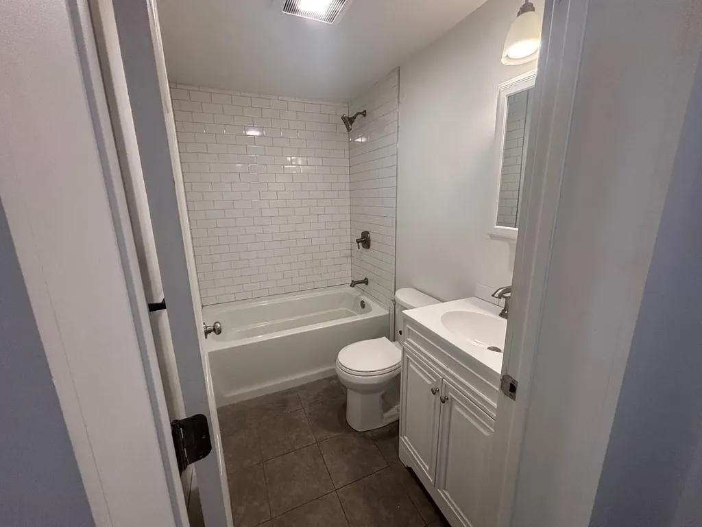 676 Main Street Laconia NH 03246