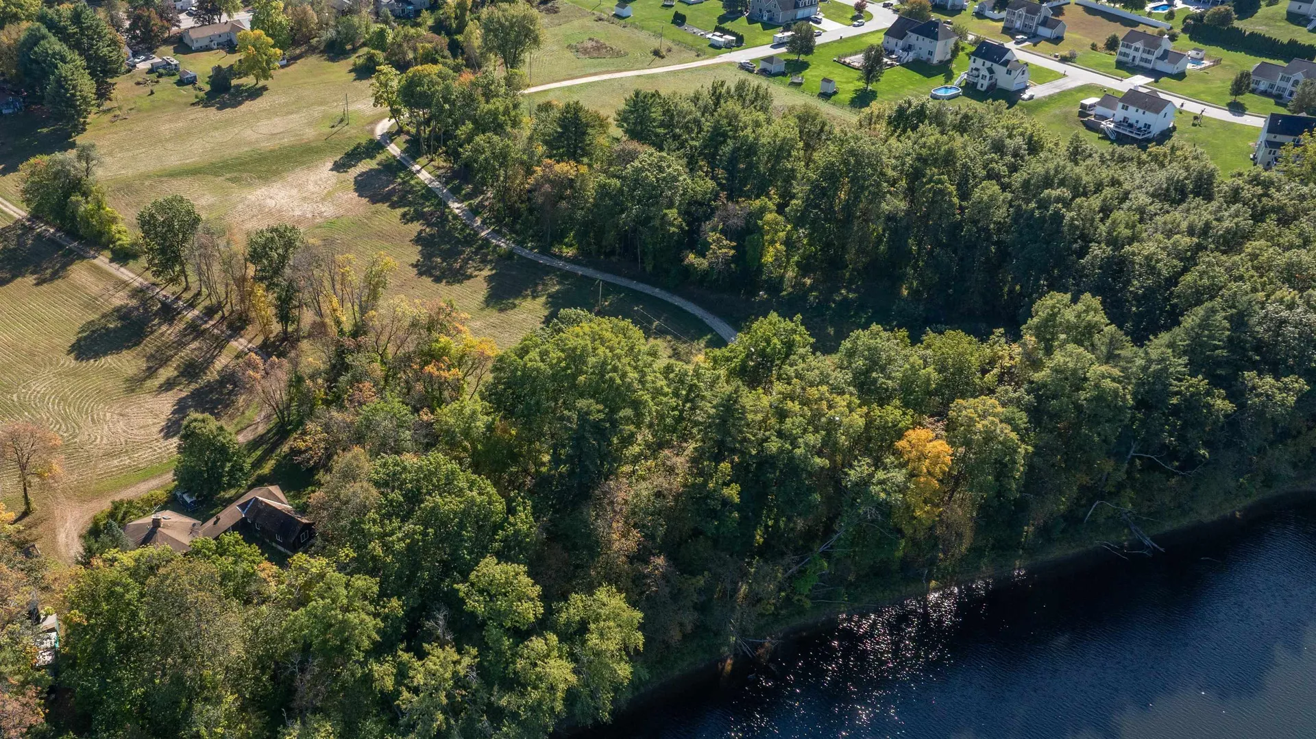 12 Leclair Drive Hudson NH 03051