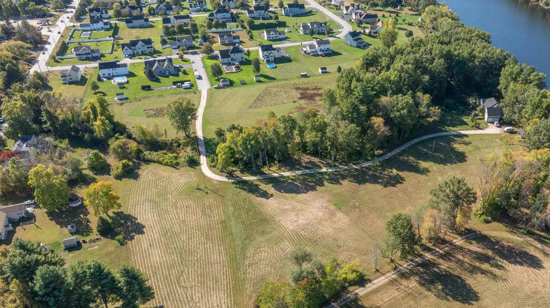 12 Leclair Drive Hudson NH 03051