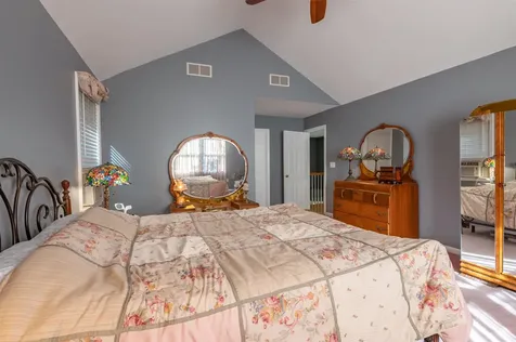 12 Leclair Drive Hudson NH 03051