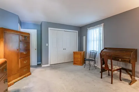 12 Leclair Drive Hudson NH 03051