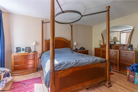 12 Leclair Drive Hudson NH 03051