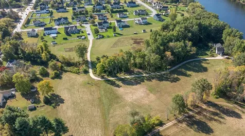 12 Leclair Drive Hudson NH 03051