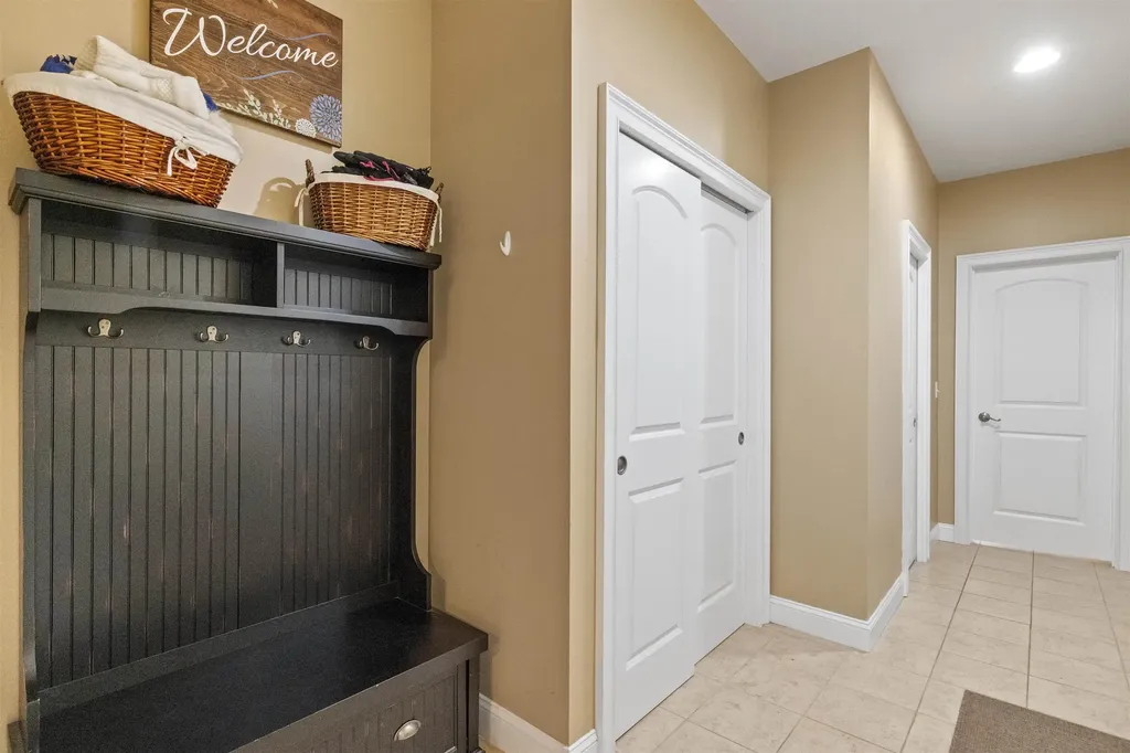 59 Hawthorne Drive Auburn NH 03032