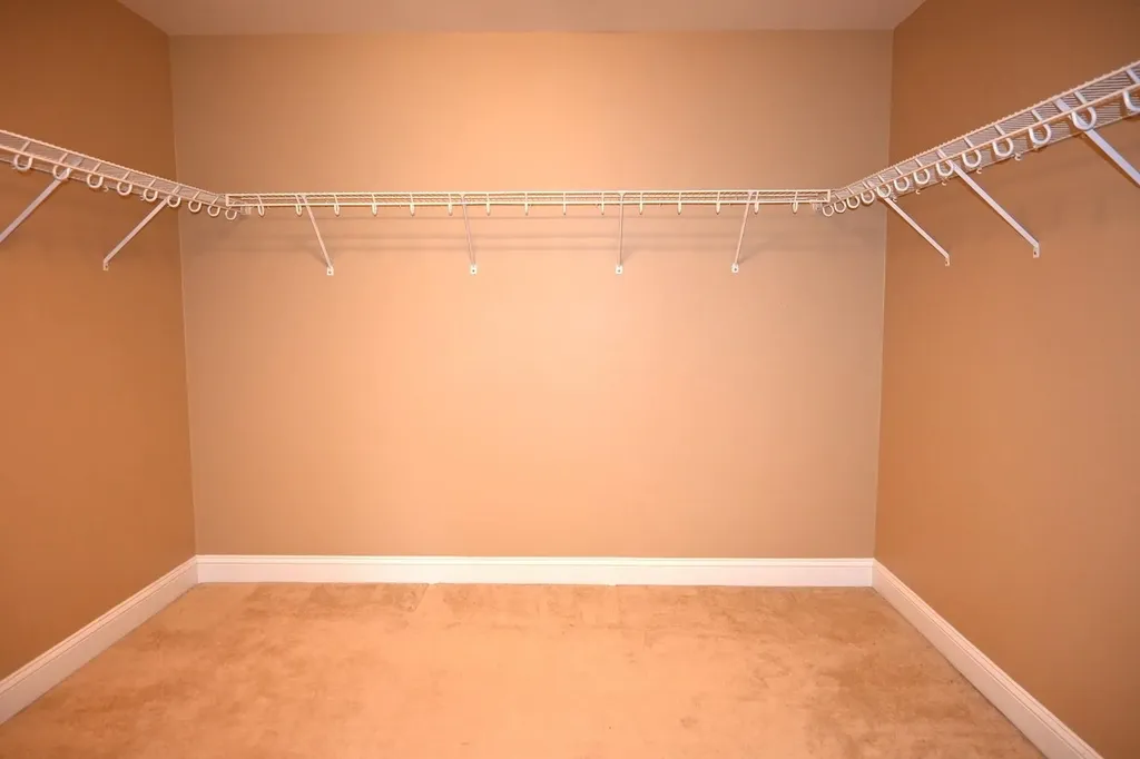 59 Hawthorne Drive Auburn NH 03032