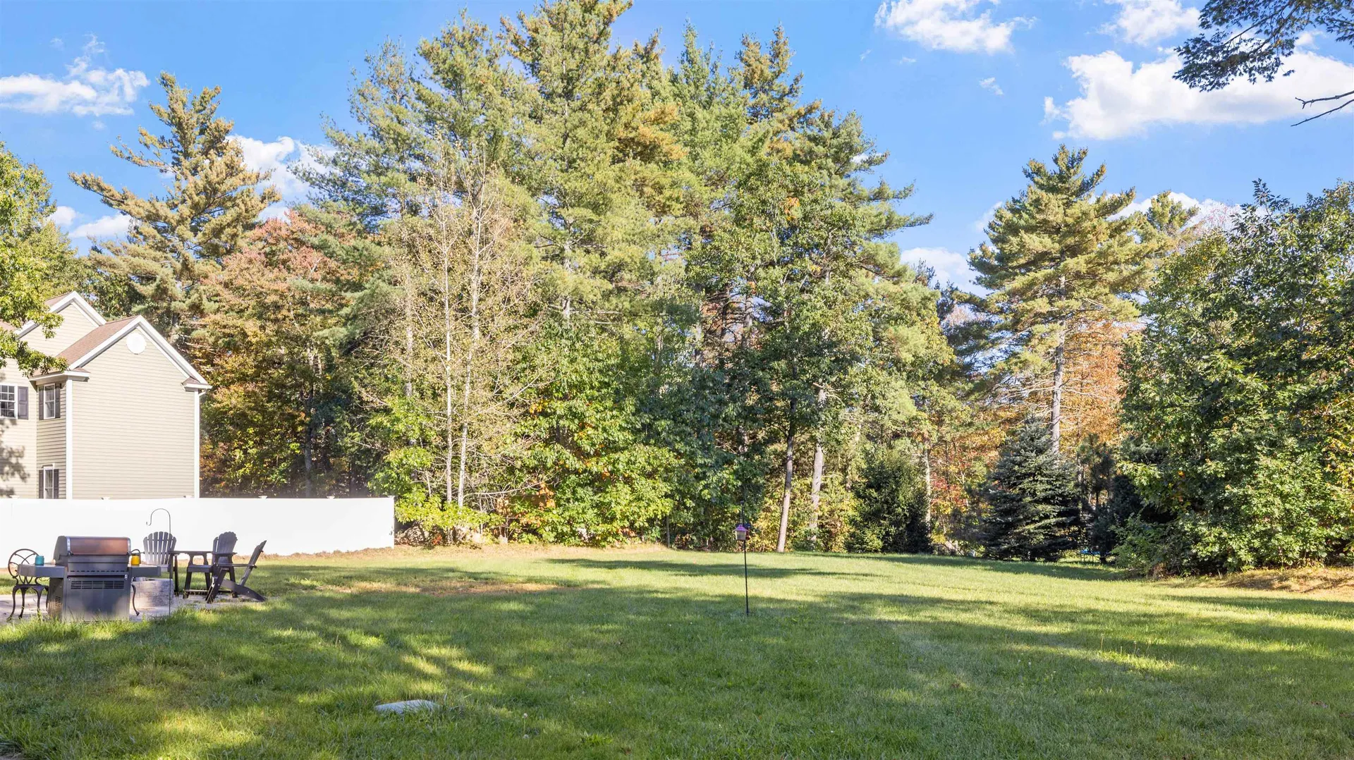 59 Hawthorne Drive Auburn NH 03032