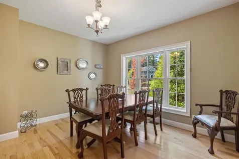 59 Hawthorne Drive Auburn NH 03032