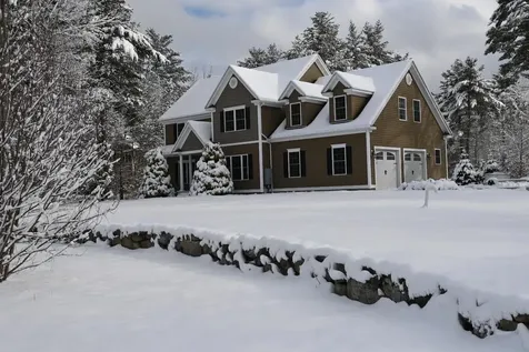 59 Hawthorne Drive Auburn NH 03032