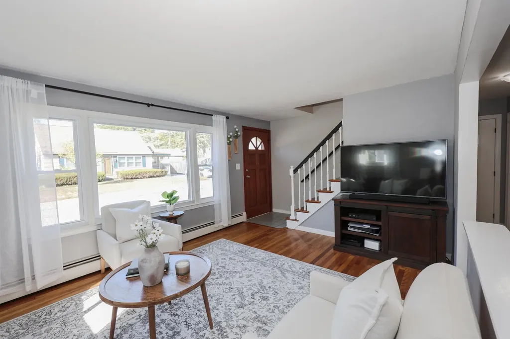 19 Bow Street Manchester NH 03103