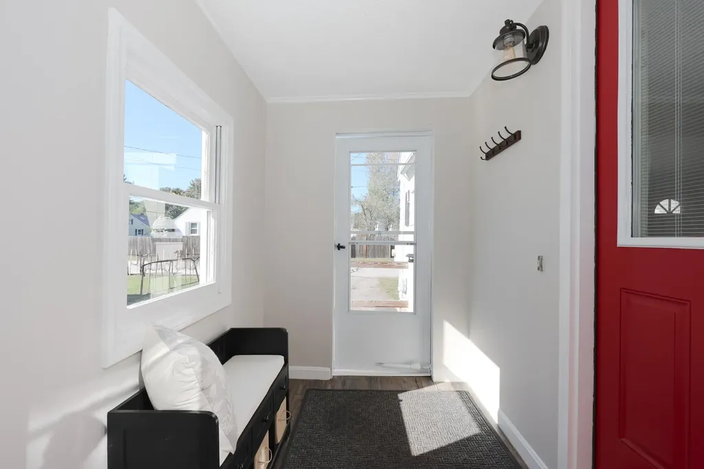 19 Bow Street Manchester NH 03103