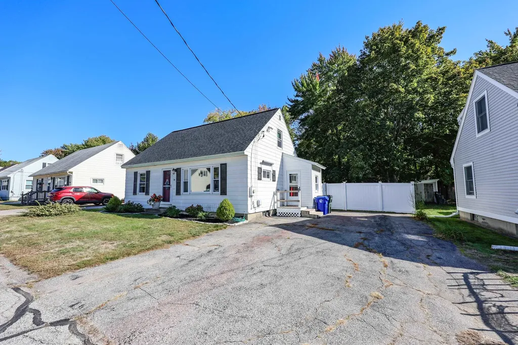 19 Bow Street Manchester NH 03103