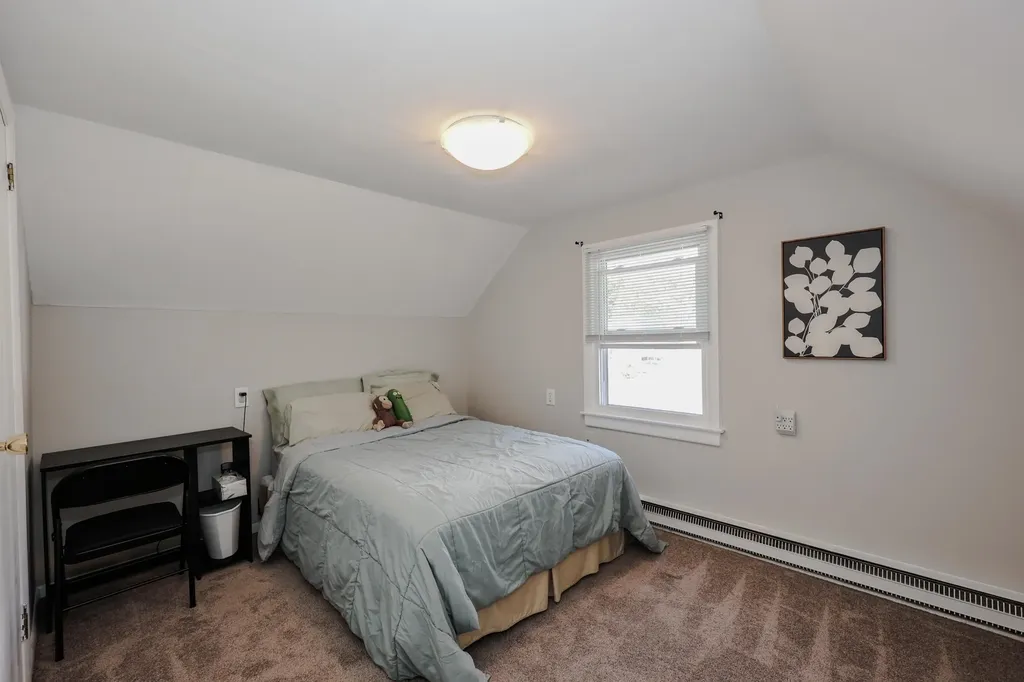 19 Bow Street Manchester NH 03103