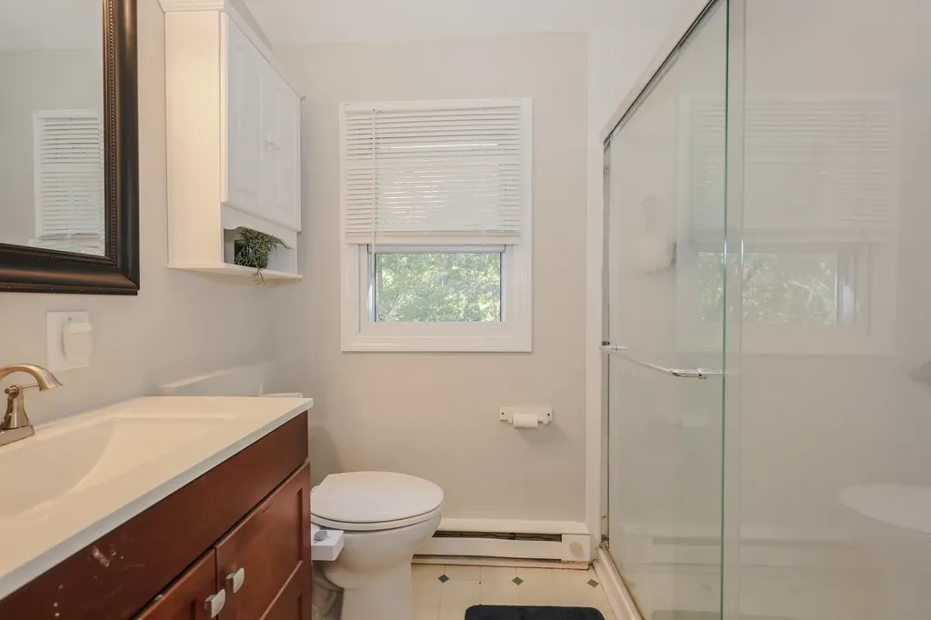 19 Bow Street Manchester NH 03103