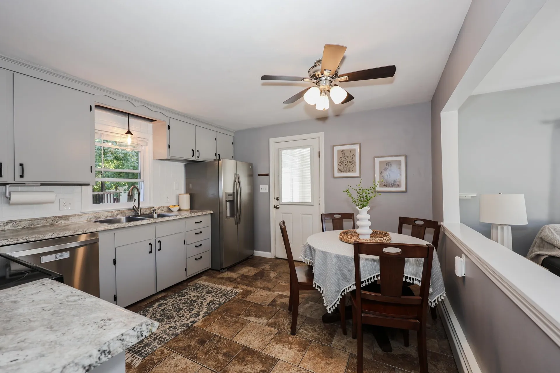 19 Bow Street Manchester NH 03103