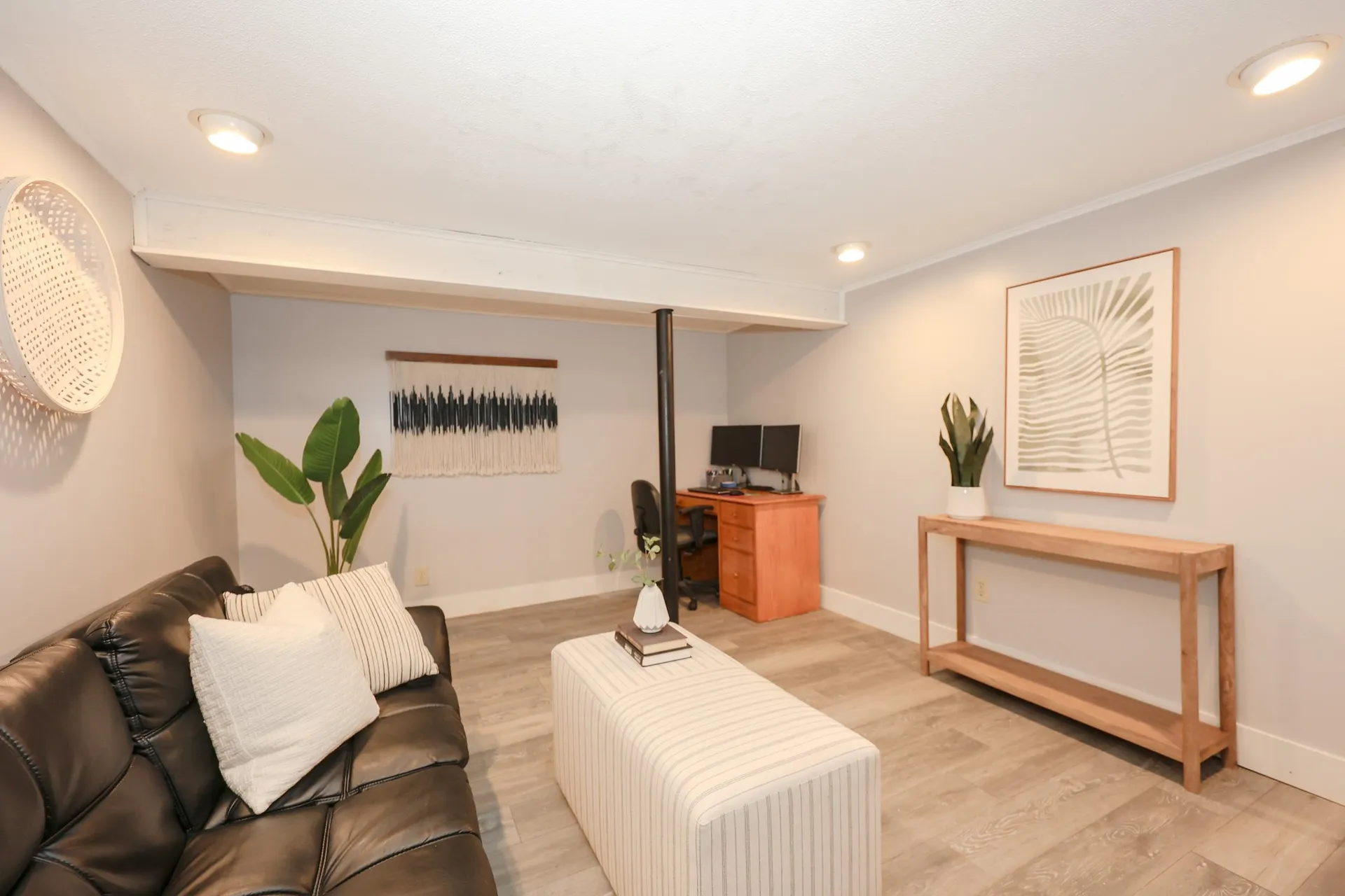 19 Bow Street Manchester NH 03103