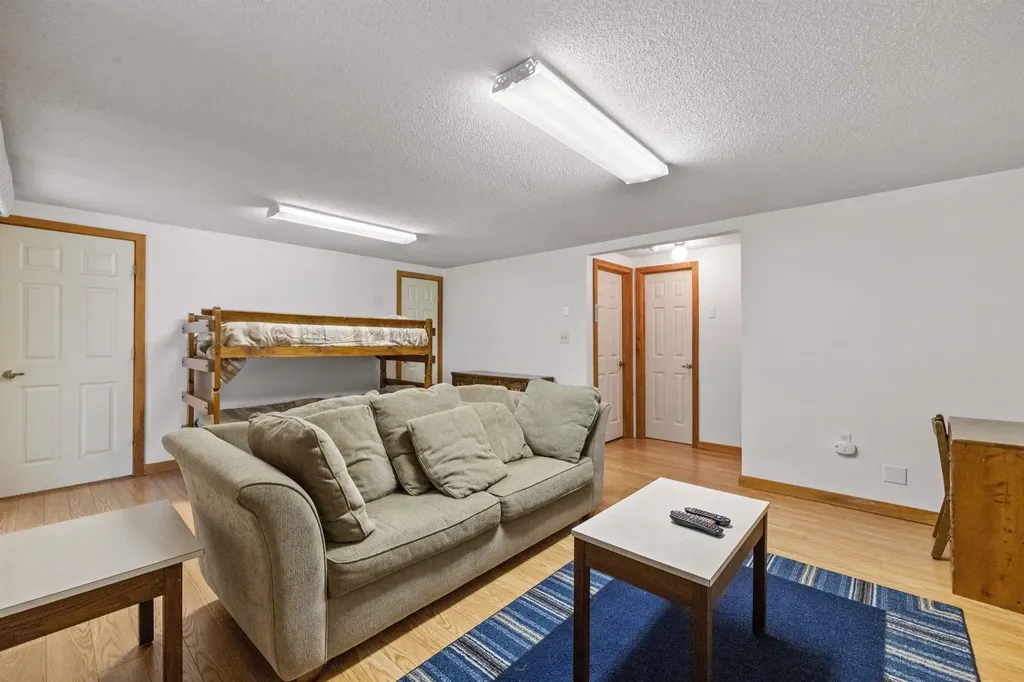 8 Winter Way Lincoln NH 03251