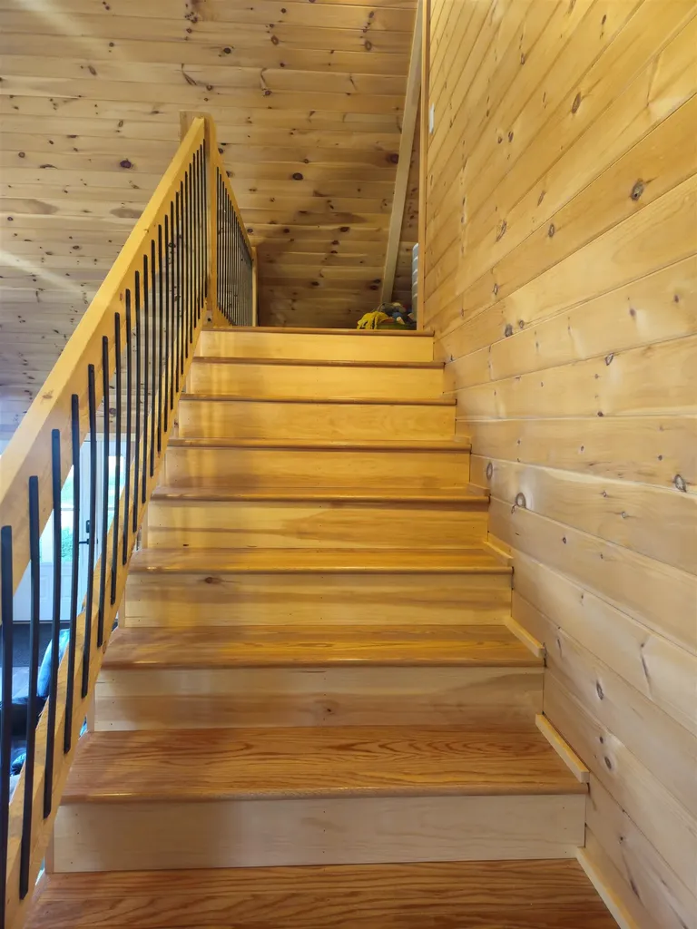 101 Sugar Ridge Lane Hyde Park VT 05655