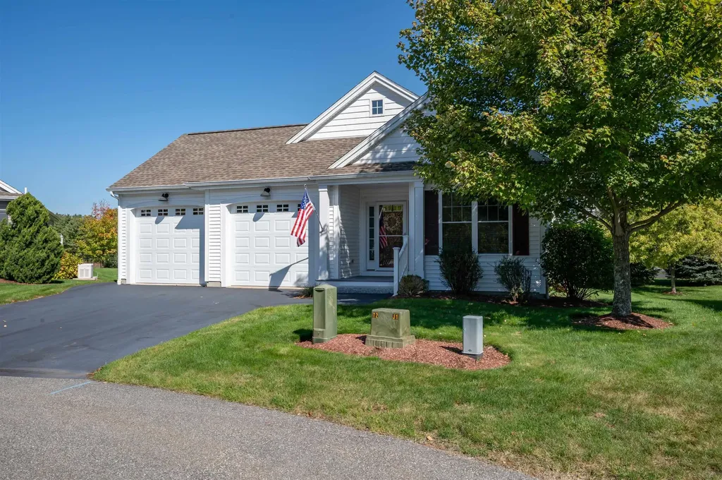 9 Elystan Circle Nashua NH 03064
