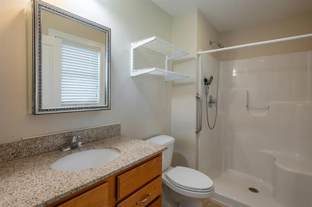 9 Elystan Circle Nashua NH 03064