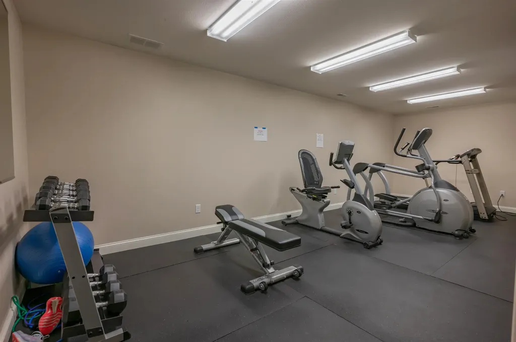 9 Elystan Circle Nashua NH 03064