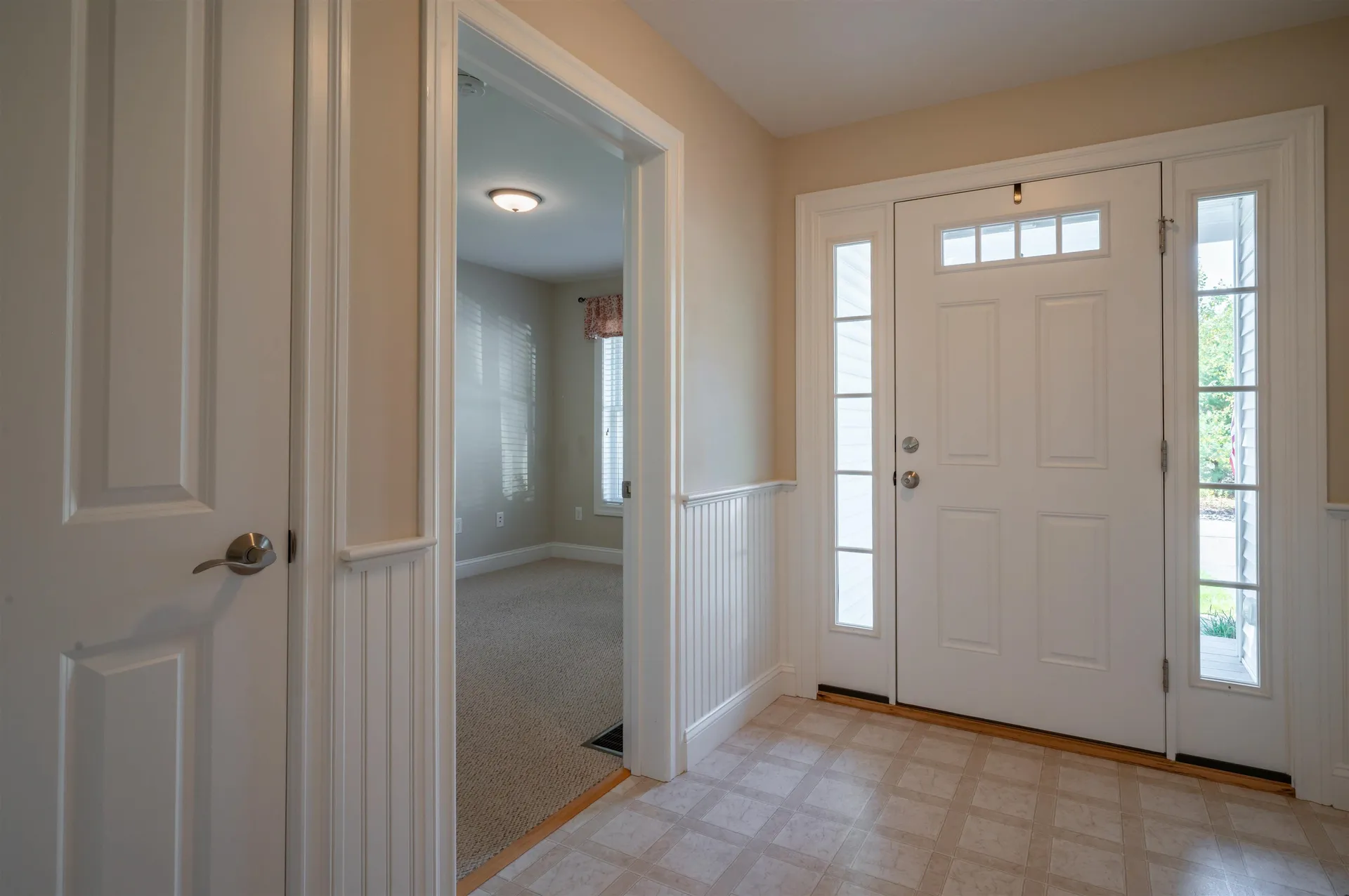 9 Elystan Circle Nashua NH 03064