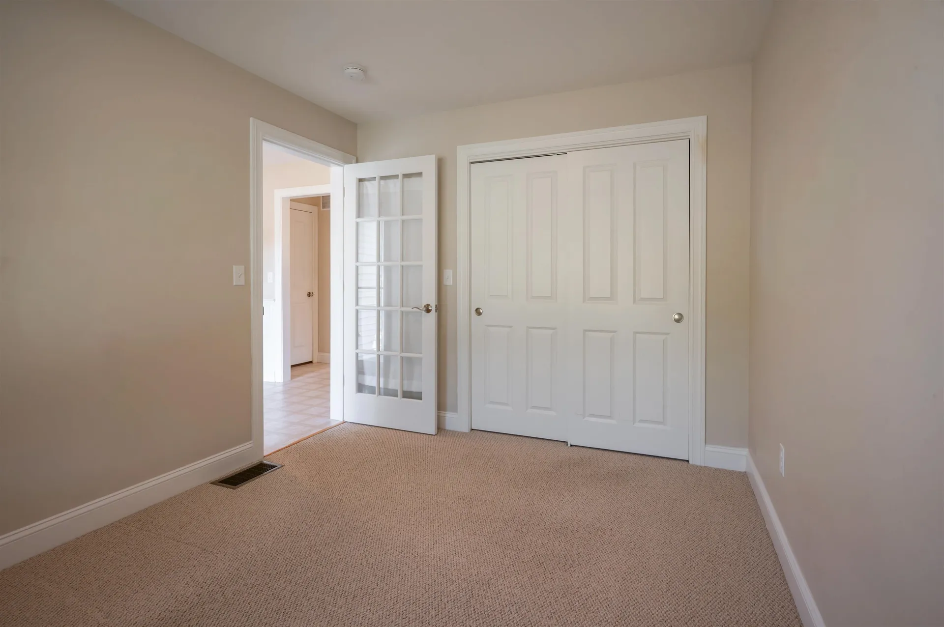 9 Elystan Circle Nashua NH 03064