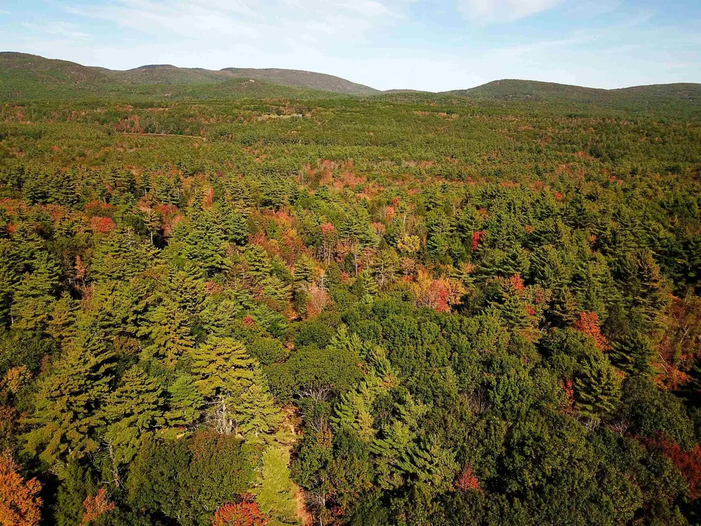 190 Gale Road Gilmanton NH 03237