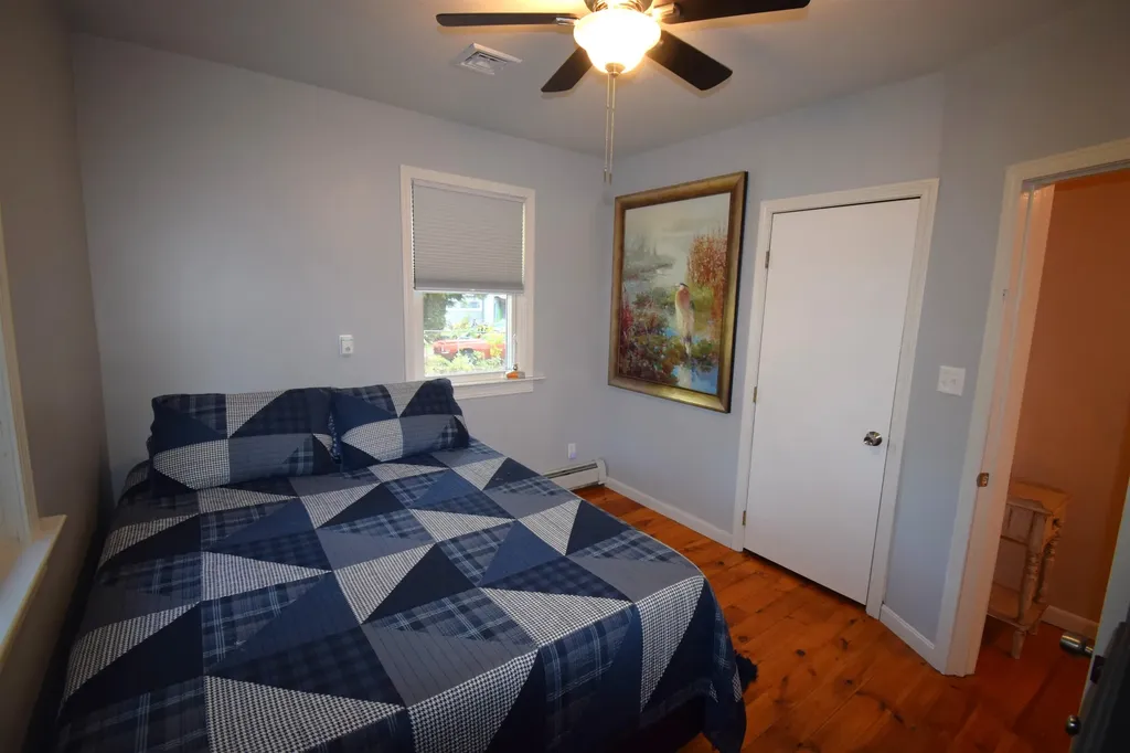 24 Crane Crossing Road Newton NH 03858