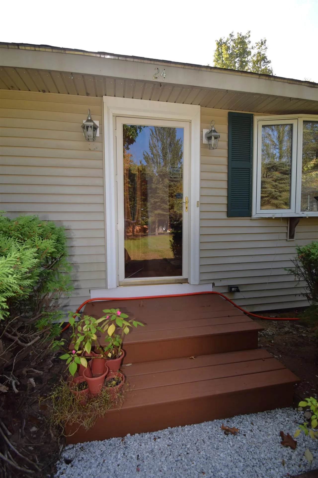 24 Crane Crossing Road Newton NH 03858