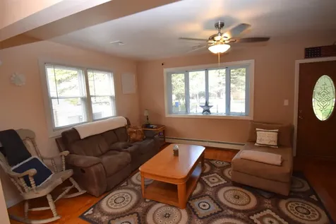 24 Crane Crossing Road Newton NH 03858