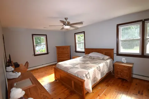 24 Crane Crossing Road Newton NH 03858