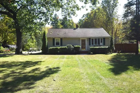 24 Crane Crossing Road Newton NH 03858