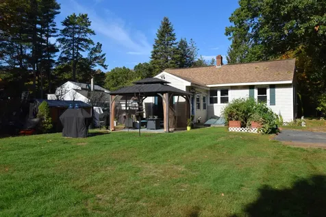 24 Crane Crossing Road Newton NH 03858