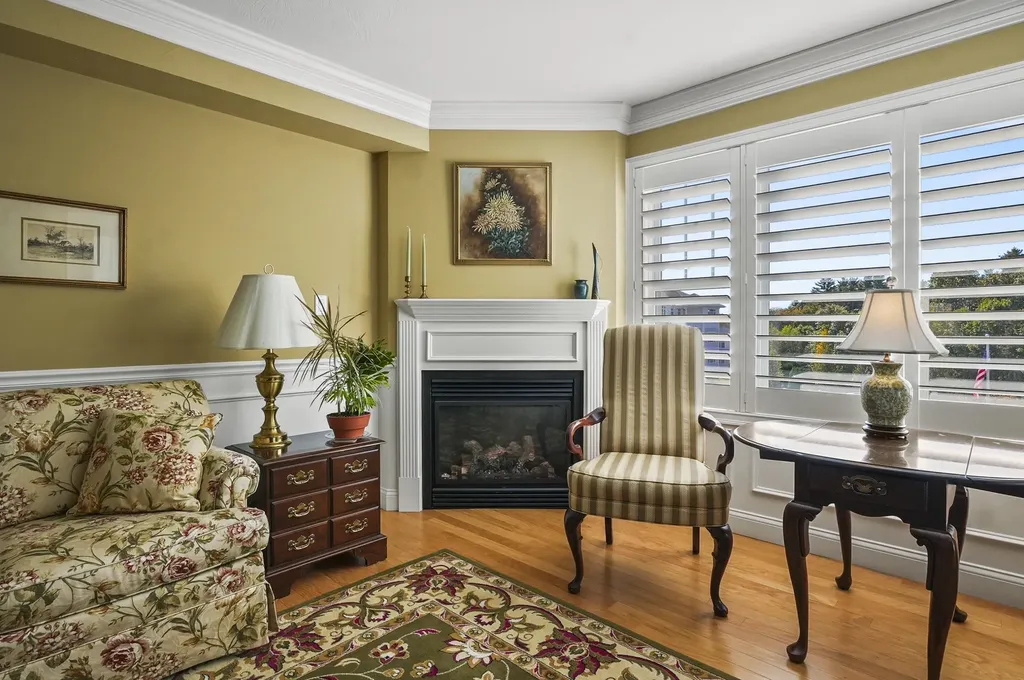 5 Sterling Hill Lane Exeter NH 03833