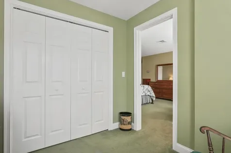 5 Sterling Hill Lane Exeter NH 03833