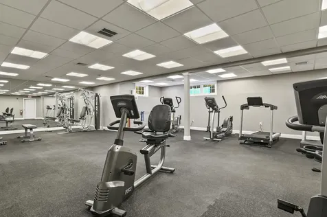 5 Sterling Hill Lane Exeter NH 03833