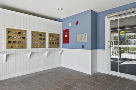 5 Sterling Hill Lane Exeter NH 03833