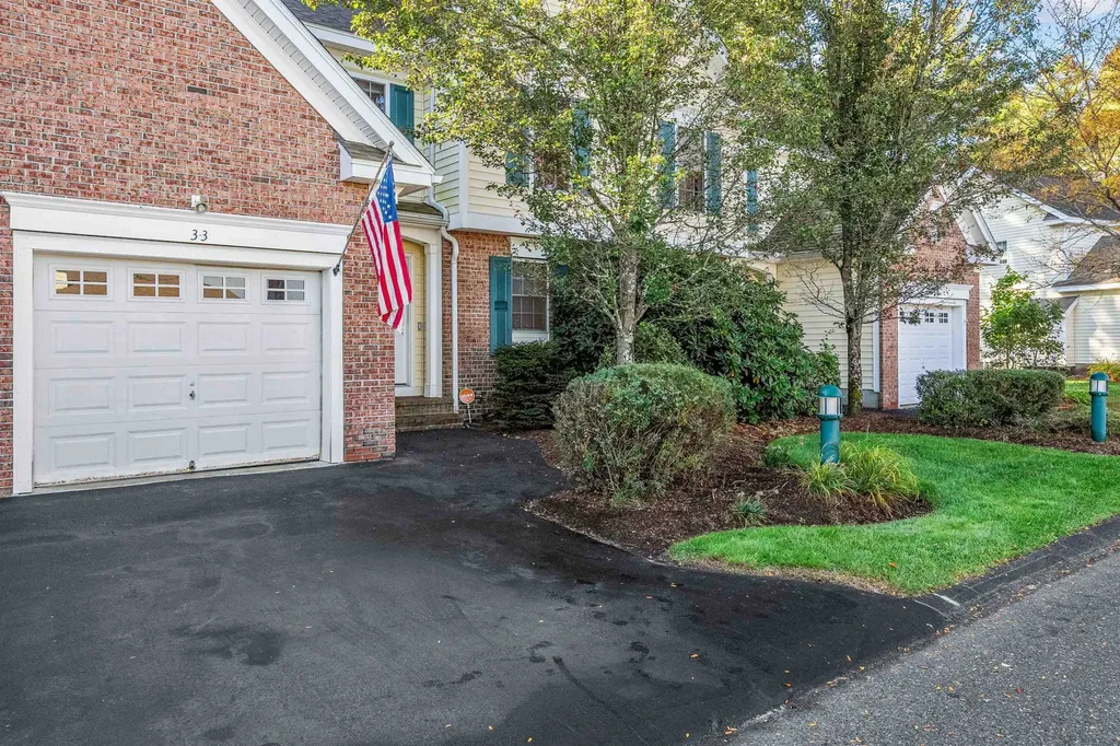 3 Cabernet Drive Concord NH 03303