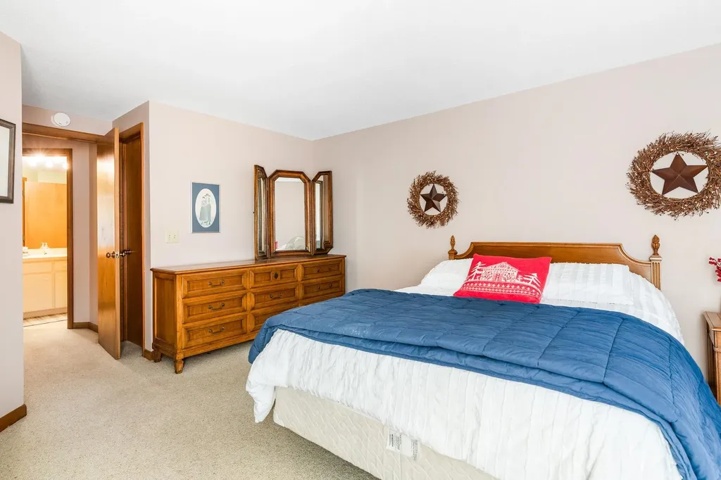 26 Barn Owl Overlook Grantham NH 03753